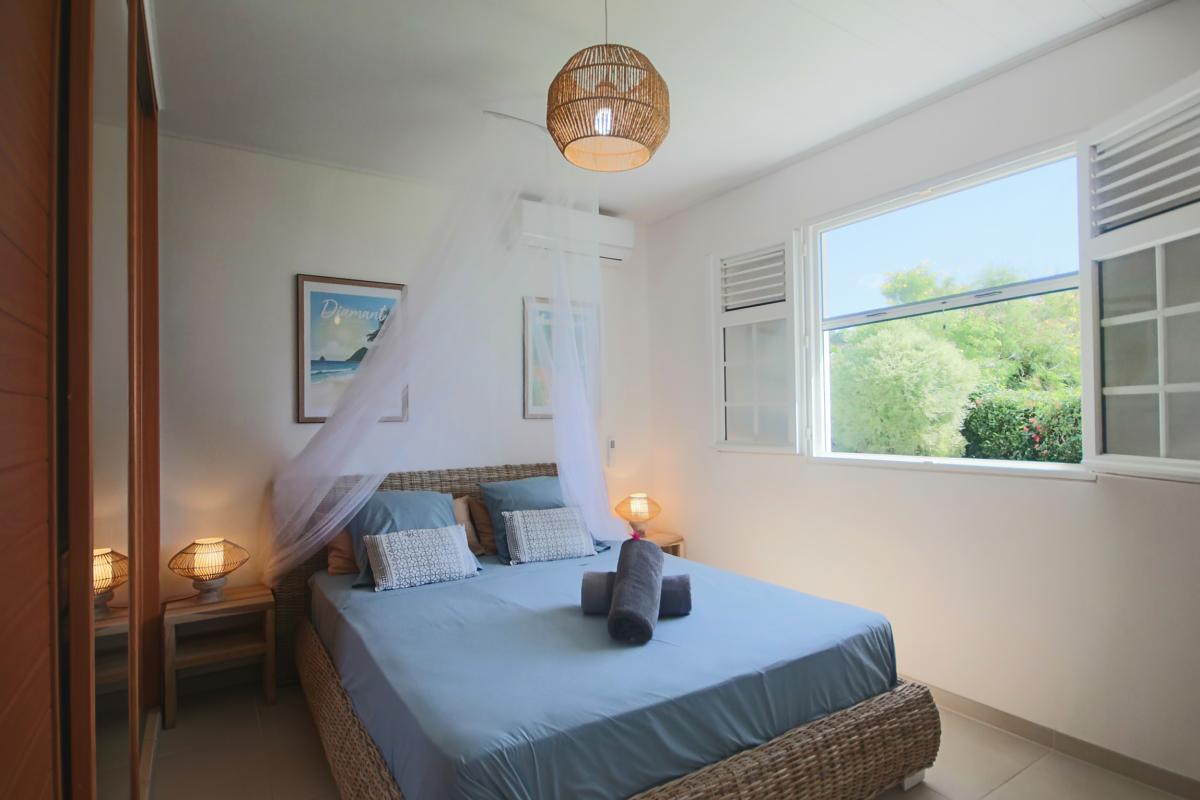 24 Location villa piscine le diamant Martinique_chambre 1